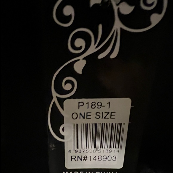 Brand New One-size-fits all Faux Mink Fur Wrap. NWT - Picture 11 of 15